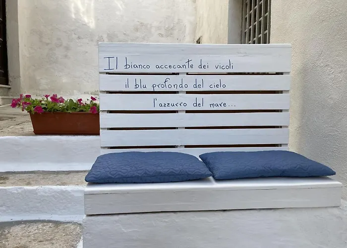 別荘 La Chicca オストゥーニ